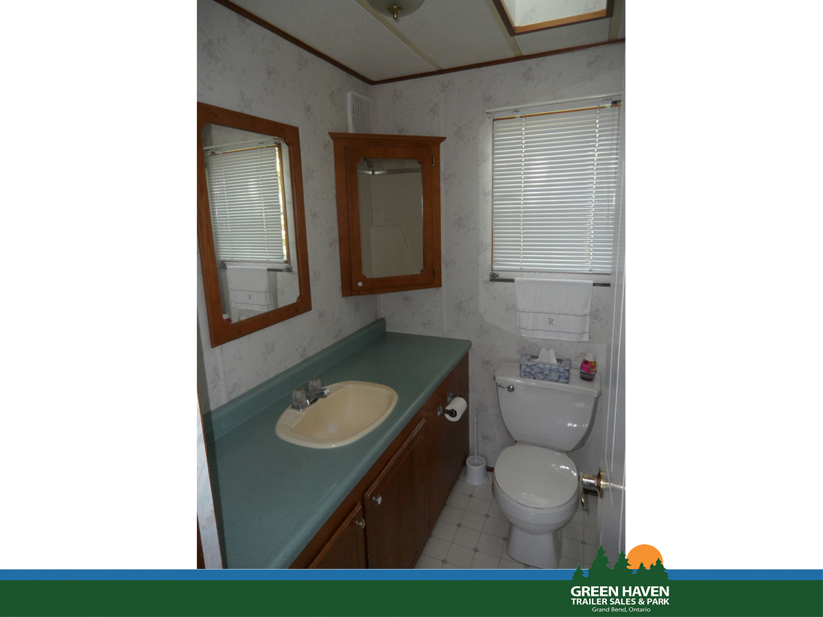 40ft Northlander Meadowbrook 1995 - Green Haven Trailer Park